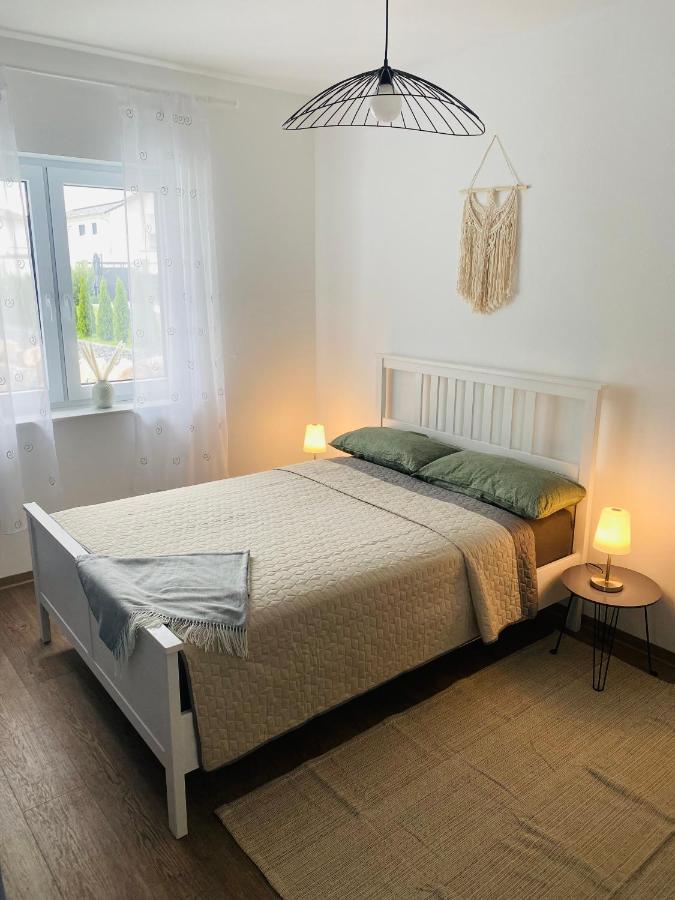 Gemuetliche Neubauwohnung 70Qm Eichenzell Buitenkant foto